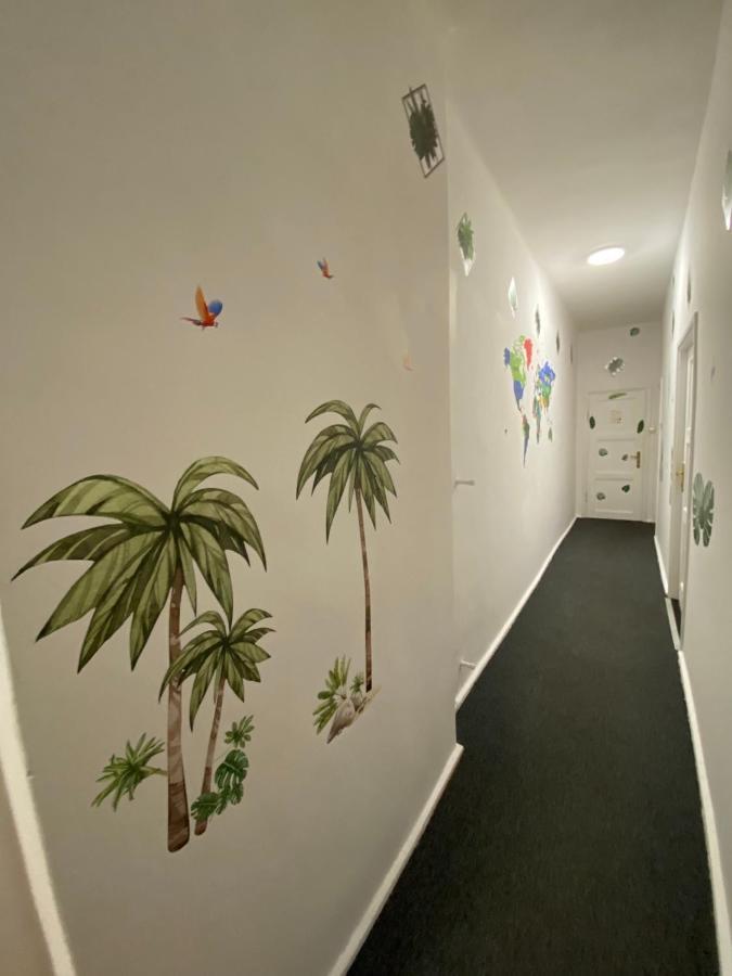 Jungle Rooms 格但斯克 外观 照片