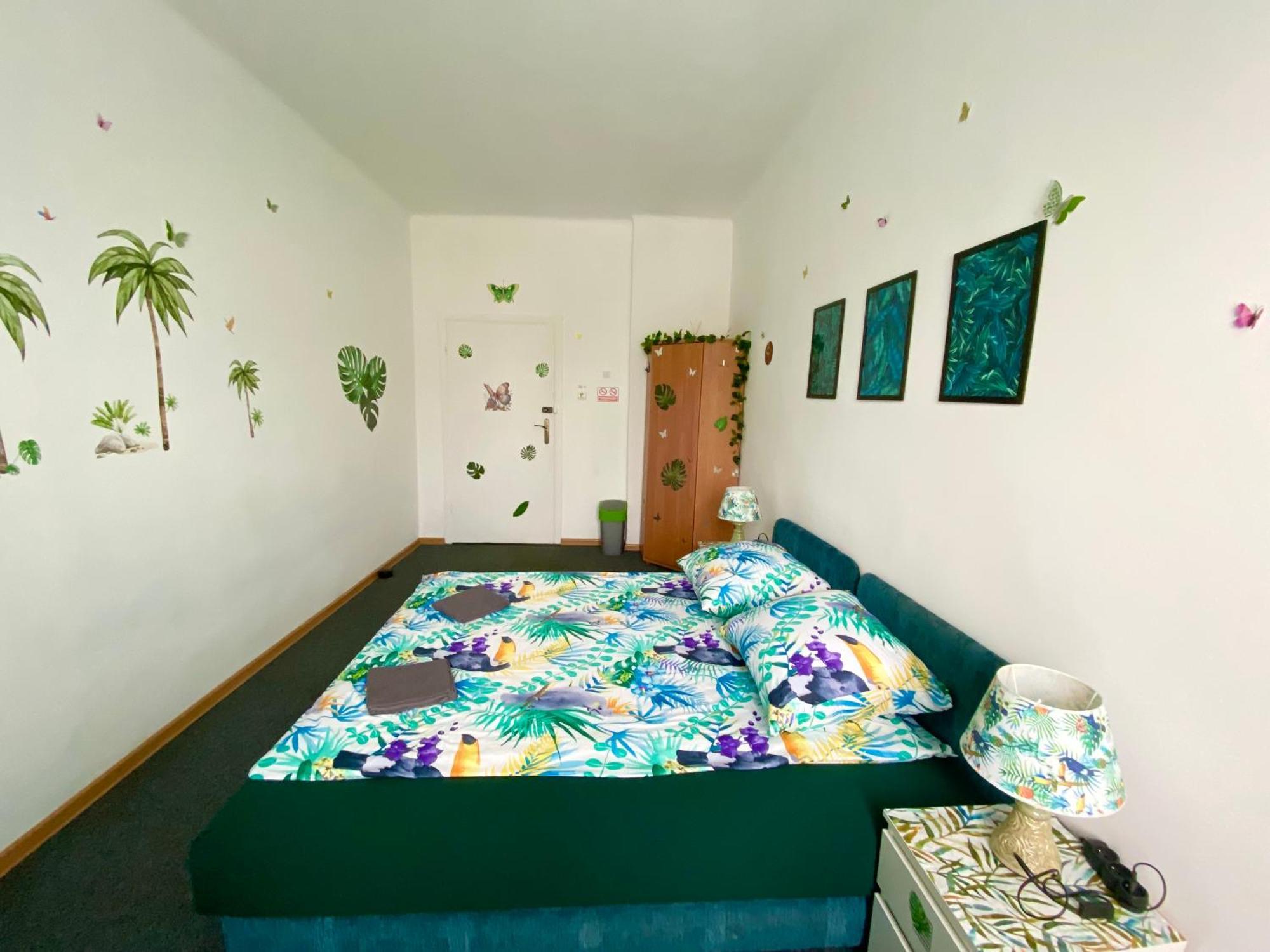 Jungle Rooms 格但斯克 外观 照片