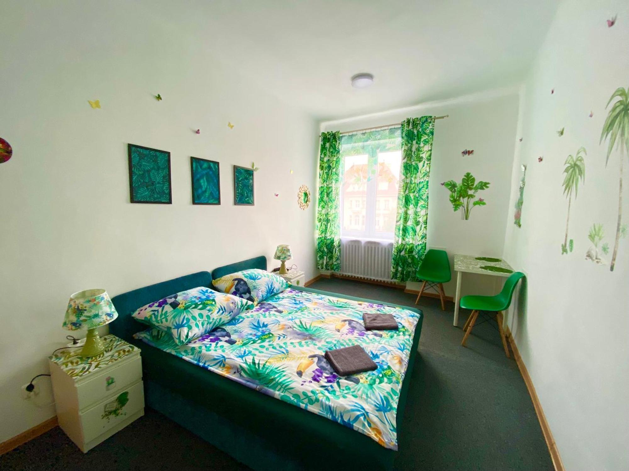 Jungle Rooms 格但斯克 外观 照片