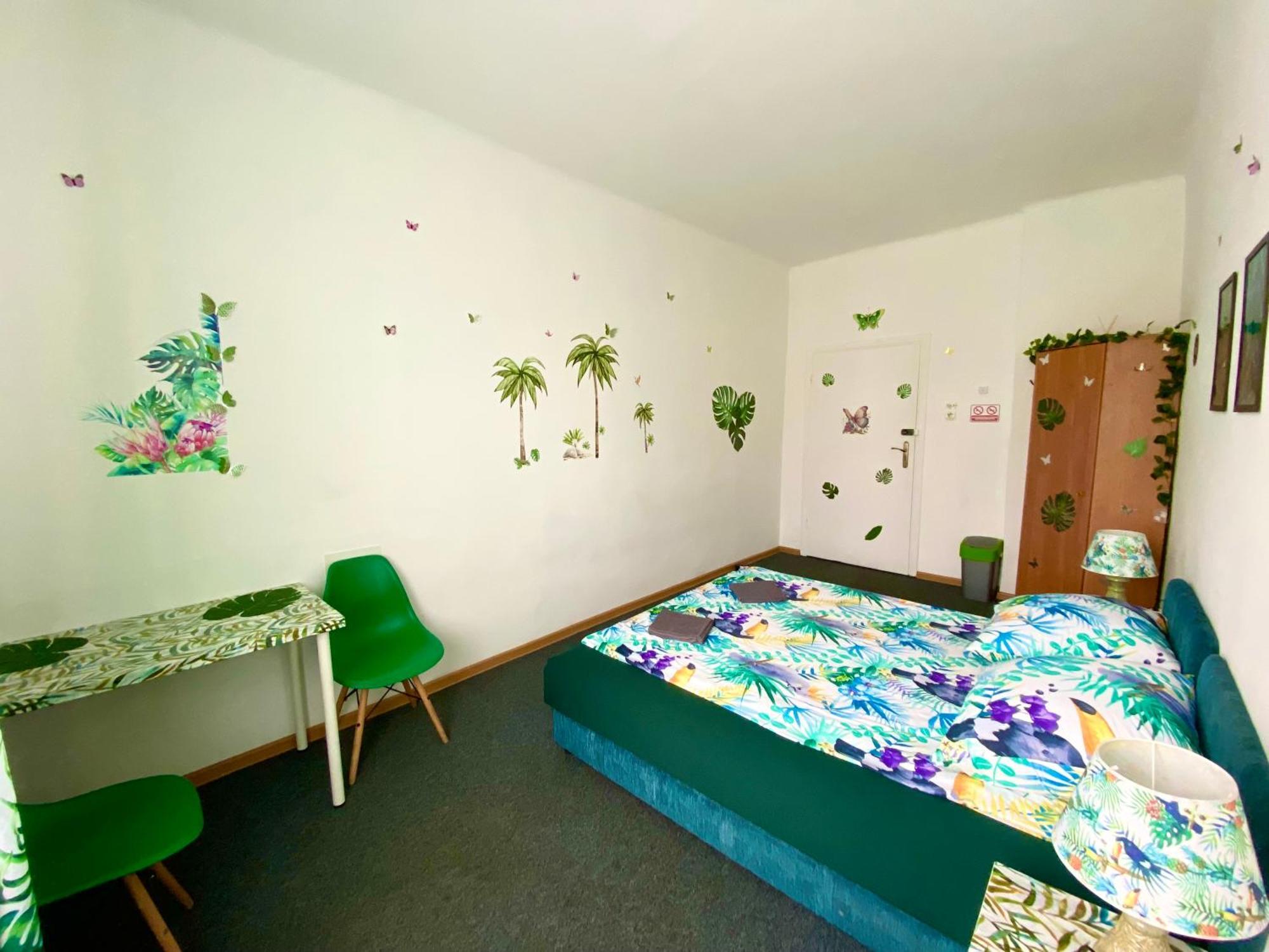Jungle Rooms 格但斯克 外观 照片