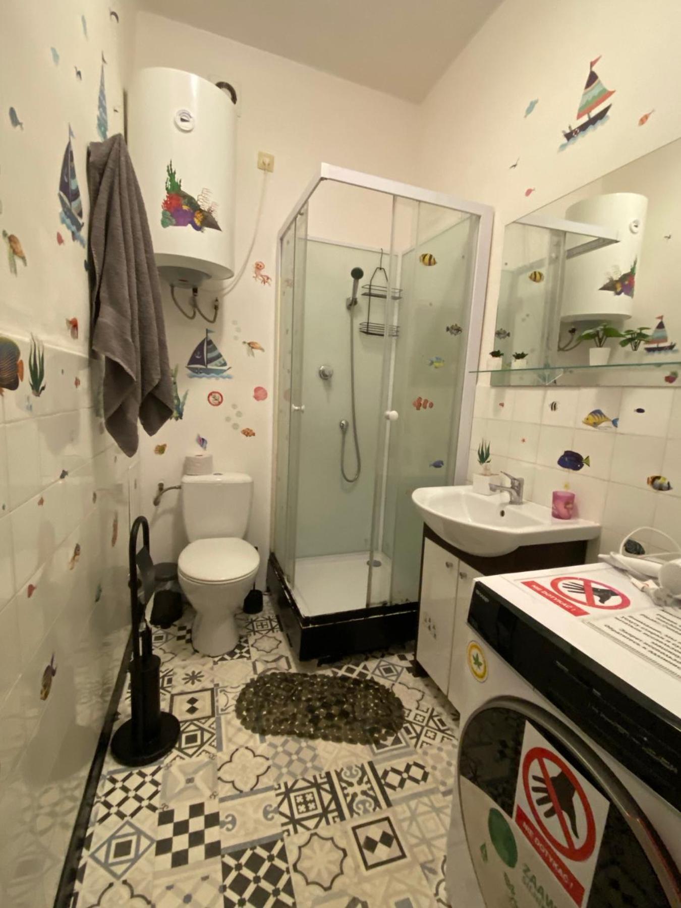 Jungle Rooms 格但斯克 外观 照片