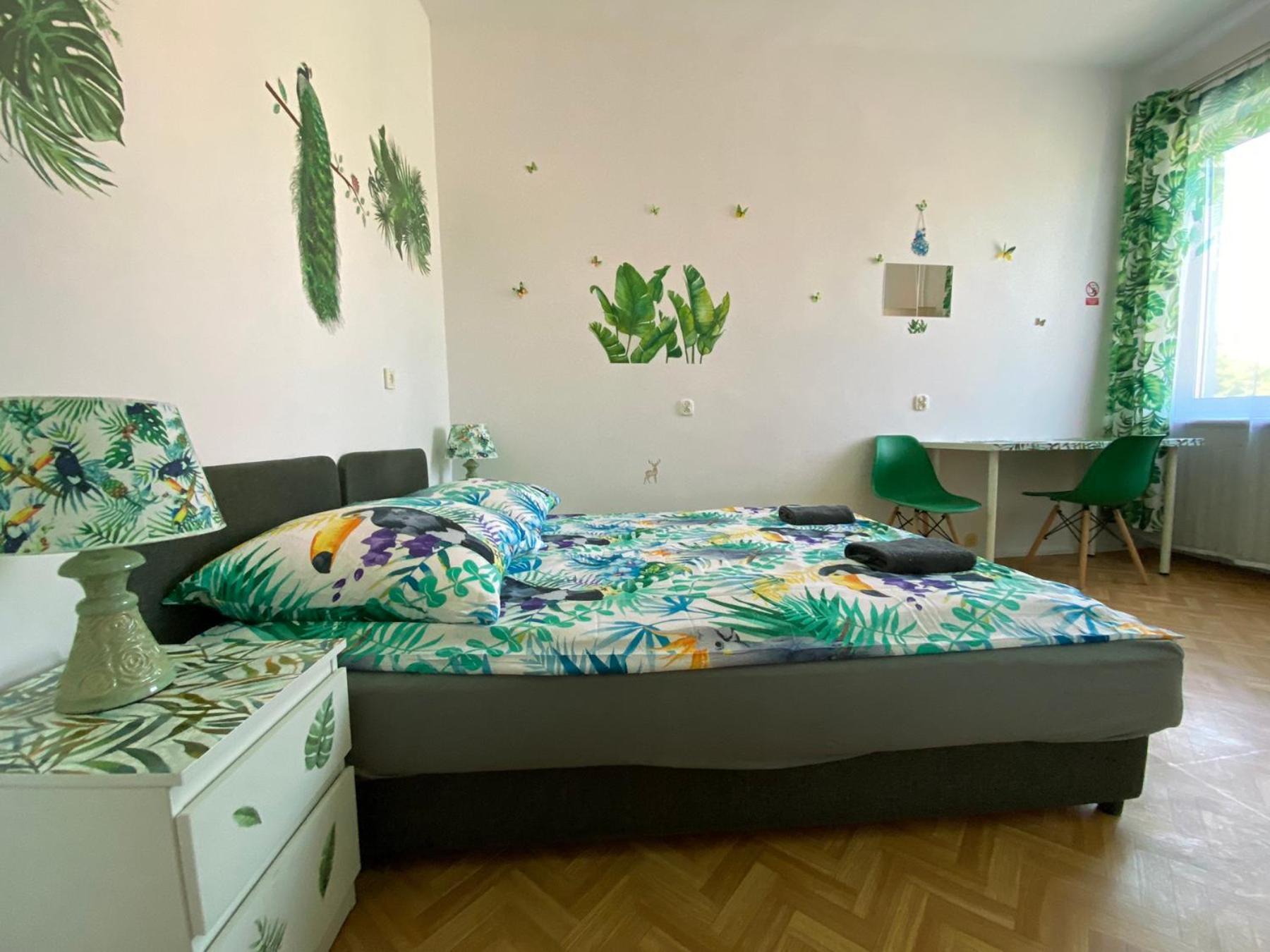Jungle Rooms 格但斯克 客房 照片