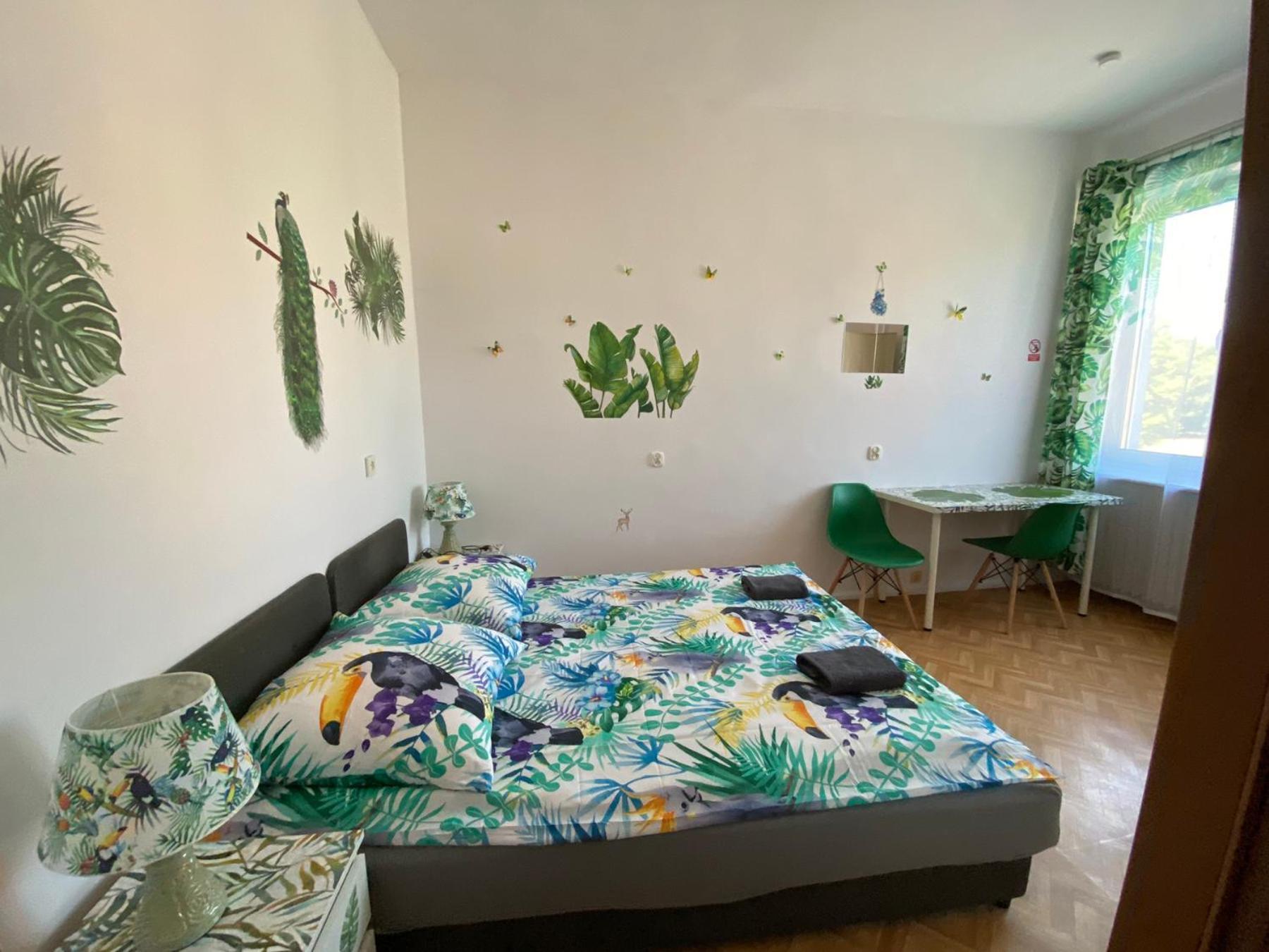 Jungle Rooms 格但斯克 客房 照片
