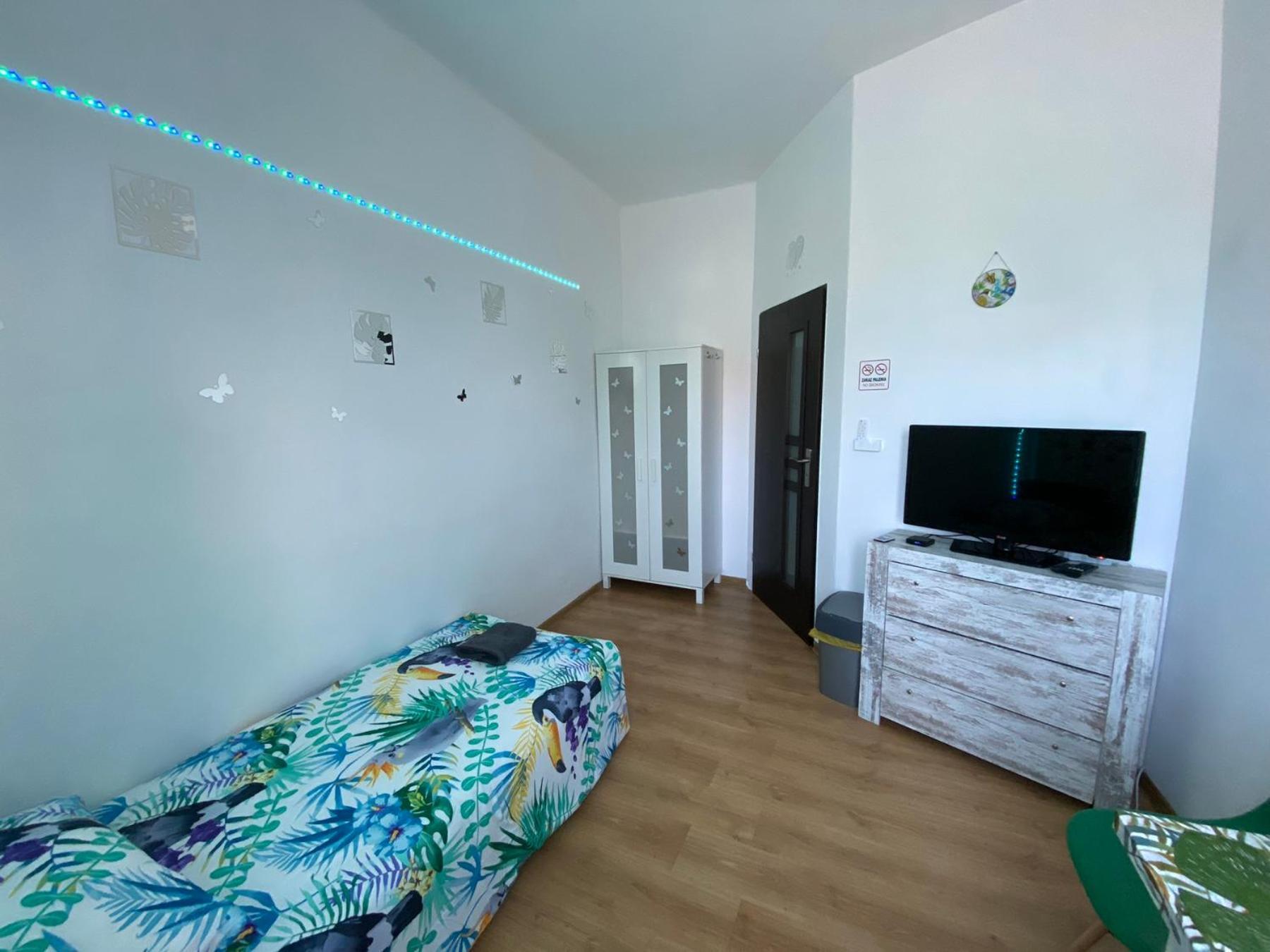 Jungle Rooms 格但斯克 客房 照片